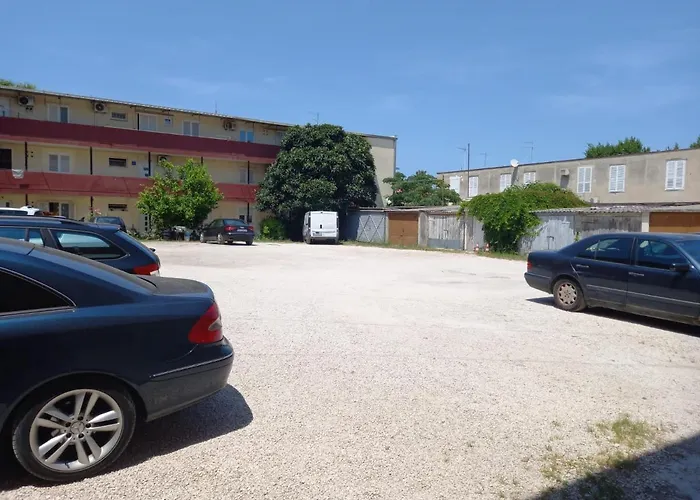 Apartman Zara